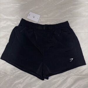 Gymshark - Buckle Waisted Shirt